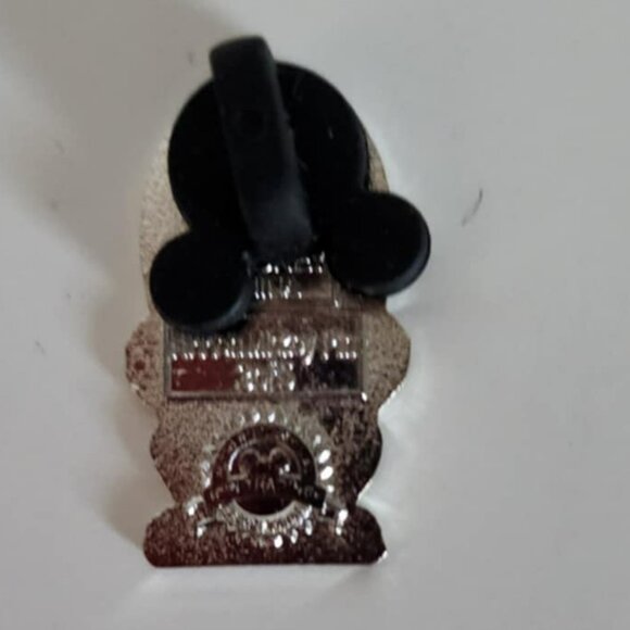 Disney Trading/Collectible Pin Hidden Mickey Pin- Tiki - Picture 2 of 2